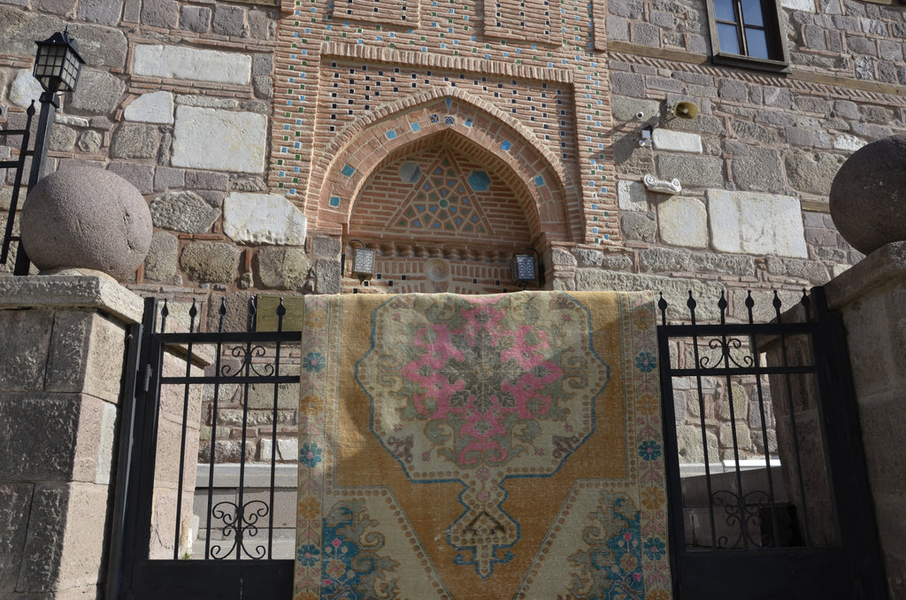 What makes Turkish Rugs Special?