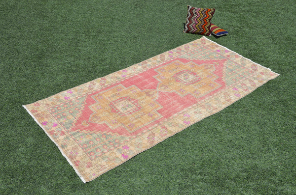 Handmade Anatolian Turkish rug for home decor, Vintage rug, area rug bedroom rug kitchen rug bathroom rug kilim rug handmade, rugs 4x8, 665408