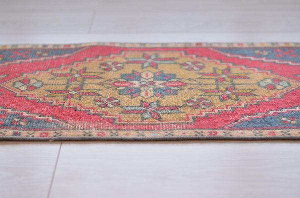 Unique Turkish Vintage small area rug doormat for home decor, bathroom rug, area oushak rug bathroom mat kitchen rug  kilim rug, rug 3x1.6, 664382