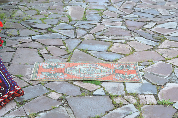 Vintage Handmade Turkish small area rug doormat for home decor, bathroom rug, area oushak rug bathroom mat kitchen kilim rug, rug 3,2X1,5, 664646