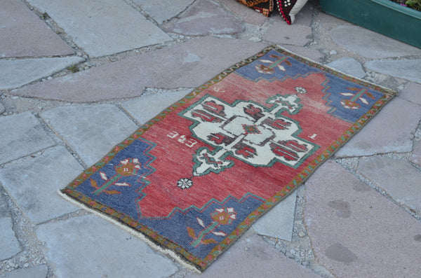 Natural Turkish Vintage small area rug doormat for home decor, bathroom rug, area oushak rug bathroom mat kitchen rug kilim rug, rug 2,9X1,4, 664700