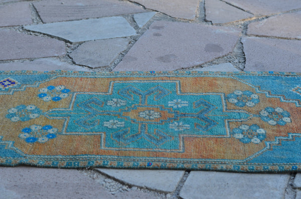 Unique Turkish Vintage small area rug doormat for home decor, bathroom rug, area oushak rug bathroom mat kitchen rug  kilim rug, rug 3.7X1.6, 664701