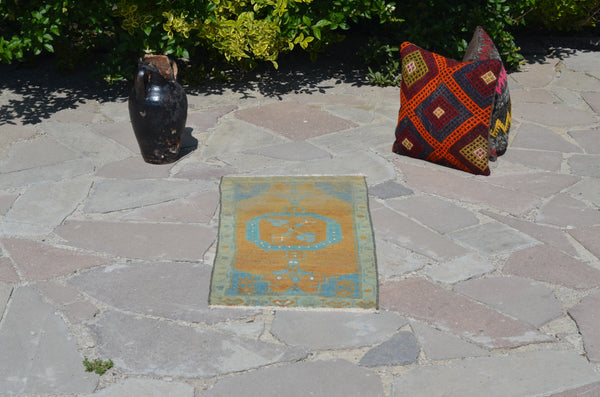 Unique Turkish Vintage small area rug doormat for home decor, bathroom rug, area oushak rug bathroom mat kitchen rug  kilim rug, rug 3.2x1.5, 664752