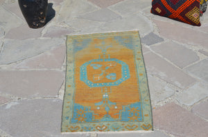 Unique Turkish Vintage small area rug doormat for home decor, bathroom rug, area oushak rug bathroom mat kitchen rug  kilim rug, rug 3.2x1.5, 664752