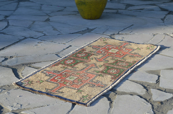 Turkish Handmade Vintage small area rug doormat for home decor, bathroom rug, area oushak rug bathroom mat kitchen kilim rug, rug 2.9x1.2, 664756