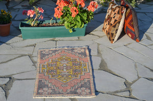 Unique Turkish Vintage small area rug doormat for home decor, bathroom rug, area oushak rug bathroom mat kitchen rug  kilim rug, rug 2.9x1.6, 664757