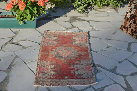 Unique Turkish Vintage small area rug doormat for home decor, bathroom rug, area oushak rug bathroom mat kitchen rug  kilim rug, rug 3.6x1.7, 664762