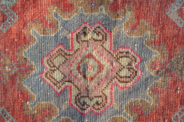 Unique Turkish Vintage small area rug doormat for home decor, bathroom rug, area oushak rug bathroom mat kitchen rug  kilim rug, rug 3.6x1.7, 664762