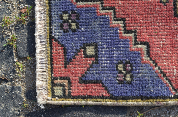 Unique Turkish Vintage small area rug doormat for home decor, bathroom rug, area oushak rug bathroom mat kitchen rug  kilim rug, rug 2.7x1.5, 664788