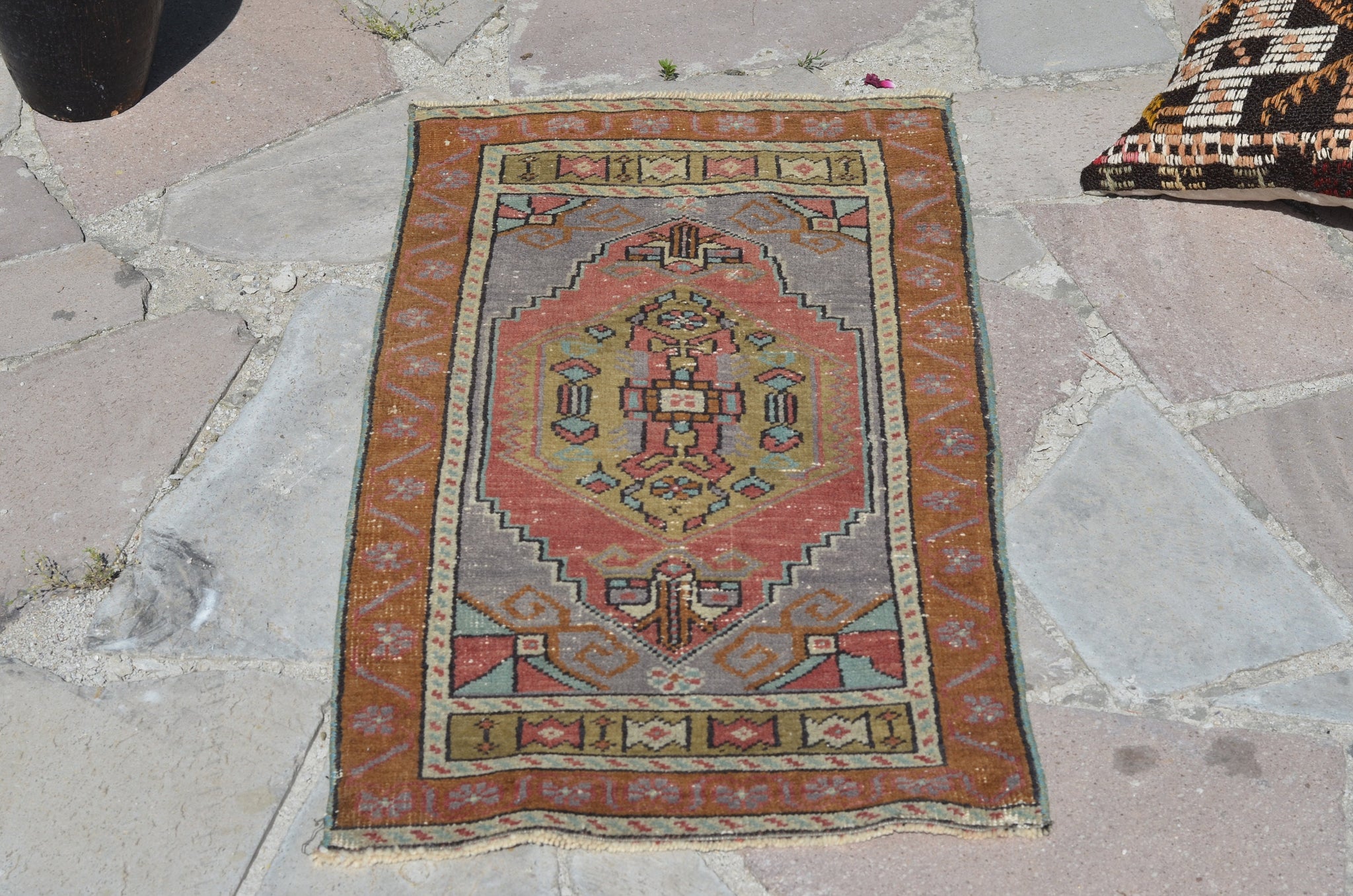 Unique Turkish Vintage small area rug doormat for home decor, bathroom rug, area oushak rug bathroom mat kitchen rug  kilim rug, rug 3,2X1,6, 664631