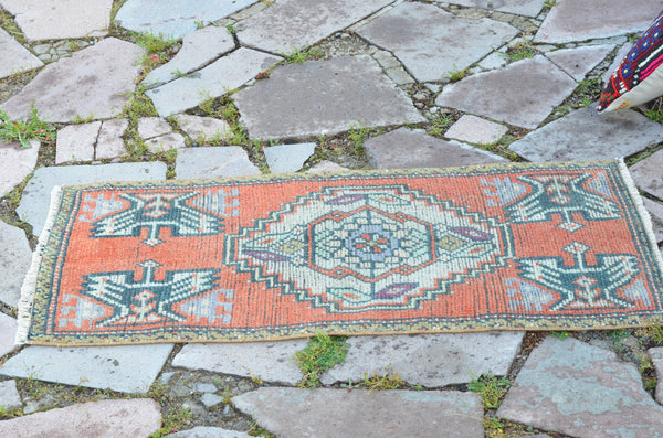 Vintage Handmade Turkish small area rug doormat for home decor, bathroom rug, area oushak rug bathroom mat kitchen kilim rug, rug 3.4X1.6, 664648