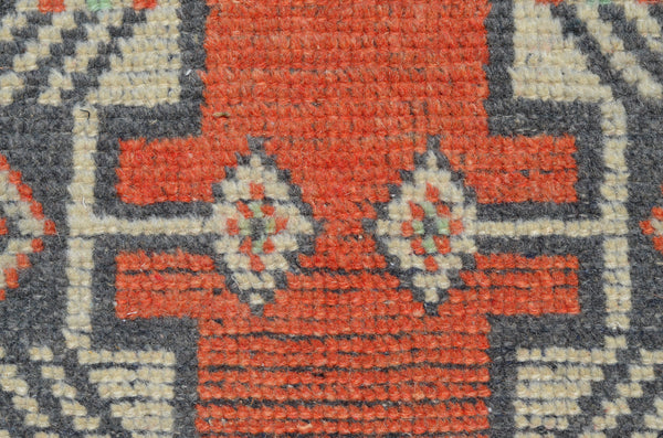 Natural Turkish Vintage small area rug doormat for home decor, bathroom rug, area oushak rug bathroom mat kitchen rug kilim rug, rug 3,2X1,6, 664590