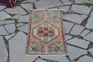 Vintage Handmade Turkish small area rug doormat for home decor, bathroom rug, area oushak rug bathroom mat kitchen kilim rug, rug 3X1.3, 664680