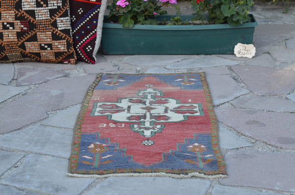 Natural Turkish Vintage small area rug doormat for home decor, bathroom rug, area oushak rug bathroom mat kitchen rug kilim rug, rug 2,9X1,4, 664700