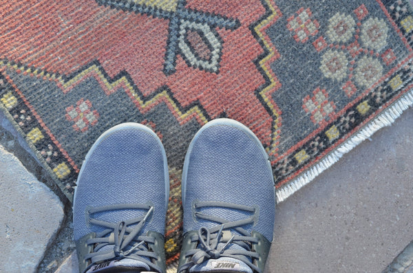 Natural Turkish Vintage small area rug doormat for home decor, bathroom rug, area oushak rug bathroom mat kitchen kilim rug, rug 3.1X1.5, 664702