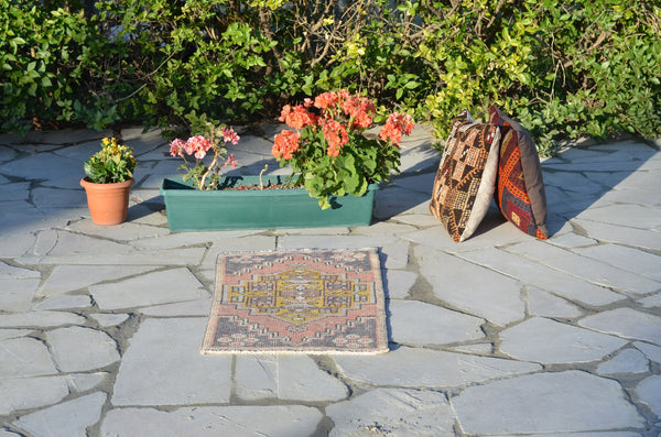 Unique Turkish Vintage small area rug doormat for home decor, bathroom rug, area oushak rug bathroom mat kitchen rug  kilim rug, rug 2.9x1.6, 664757
