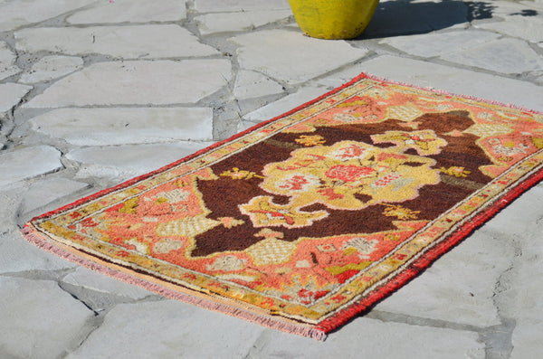 Unique Turkish Vintage small area rug doormat for home decor, bathroom rug, area oushak rug bathroom mat kitchen rug  kilim rug, rug 3.2x1.7, 664818