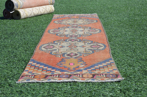 Natural Vintage Turkish runner rug for home decor, area rug, Anatolian oushak rug bedroom rug kitchen rug  bathroom rug kilim, 9'7"X2'1", 665023