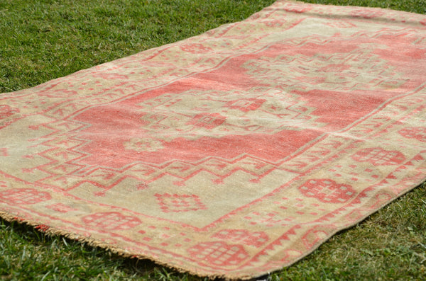 Handmade Vintage Turkish Anatolian rug for home decor, area rug, oushak rug boho rug bedroom rug kitchen rug  bathroom rug kilim, rugs 6x3, 664302