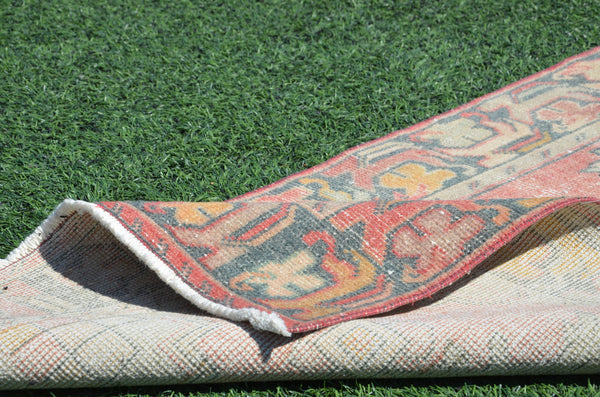 Vintage Handmade Turkish runner rug for home decor, area rug, Anatolian oushak rug boho rug kitchen rug  bathroom rug kilim, 9'6"X2'10", 665014