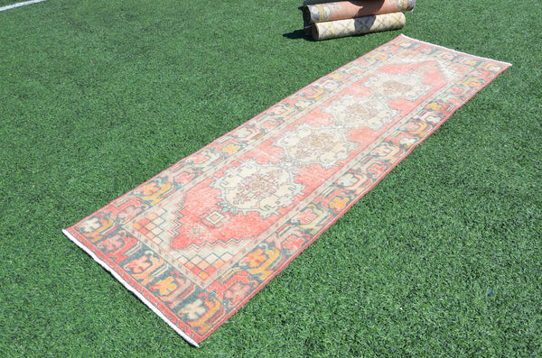 Vintage Handmade Turkish runner rug for home decor, area rug, Anatolian oushak rug boho rug kitchen rug  bathroom rug kilim, 9'6"X2'10", 665014