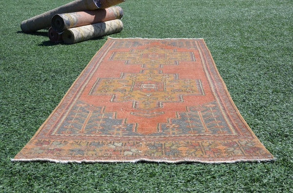 Natural Vintage Turkish runner rug for home decor, area rug, Anatolian oushak rug bedroom rug kitchen rug  bathroom rug kilim, 8'2"X2'11", 665011