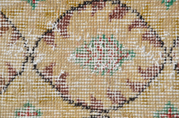 Yellow Vintage Turkish runner rug for home decor, area rug, Anatolian oushak rug boho bedroom rug kitchen rug  bathroom rug kilim, 9'4"X2'6", 665000