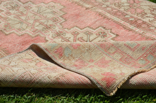 Beige Vintage Turkish Anatolian rug for home decor, area rug, oushak rug boho rug bedroom rug kitchen rug  bathroom rug kilim, rugs 6x3, 664478