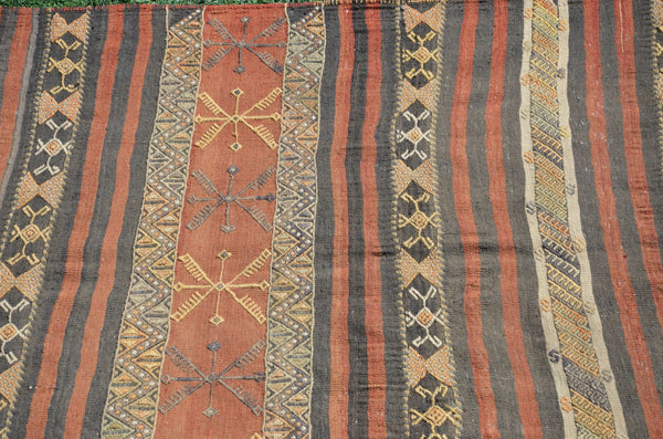 Unique Vintage Turkish runner rug for home decor, area rug, Anatolian oushak rug boho rug kitchen rug  bathroom rug kilim,  13'5"X4'5", 665259