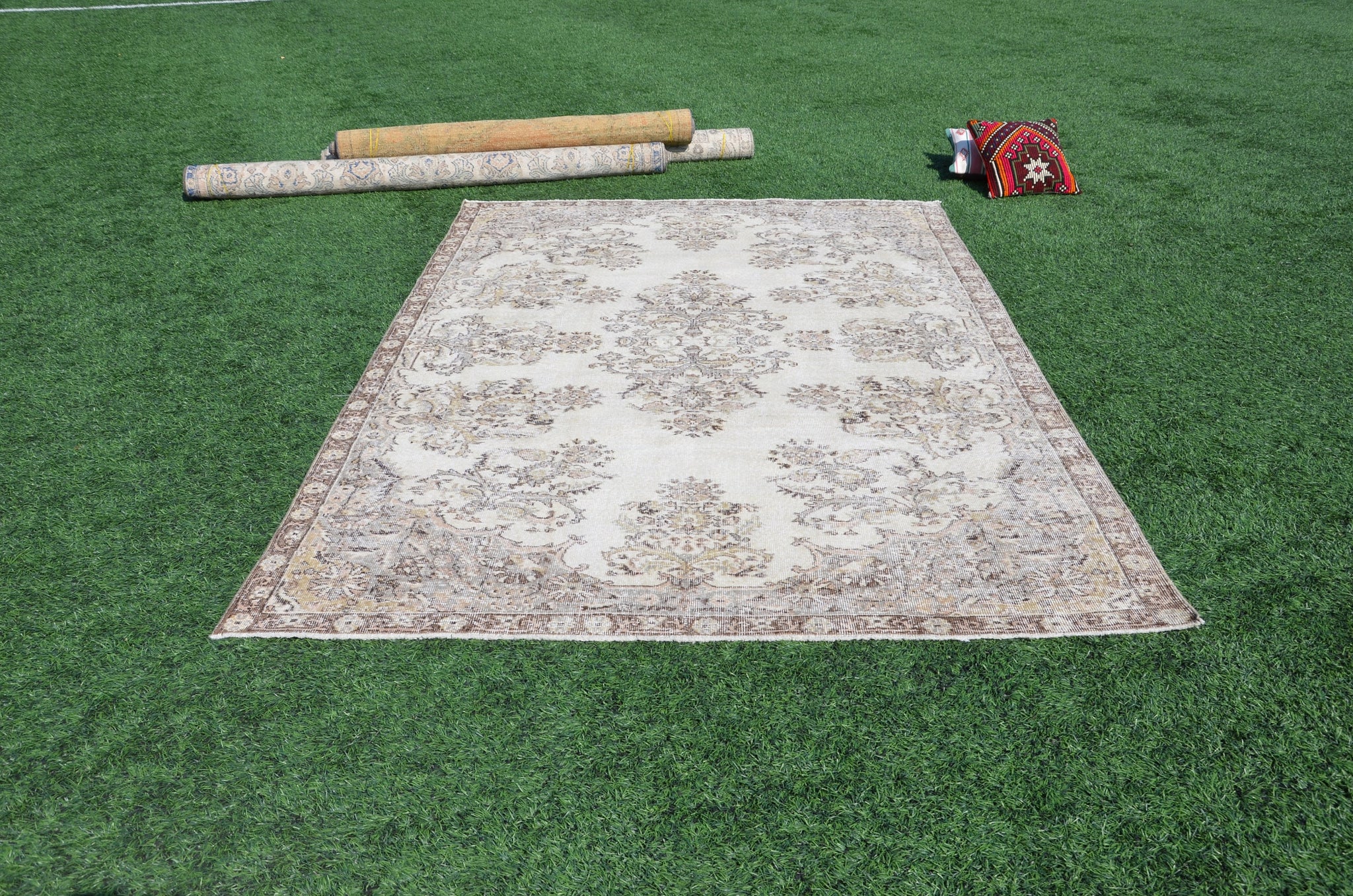 Natural Turkish large Vintage rug for home decor, oversize rug, area rug oushak rug boho rug bedroom rug kitchen rug  kilim rug, rugs 9x6, 665233