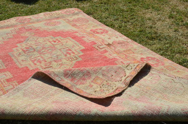Unique Vintage Turkish Anatolian rug for home decor, area rug, oushak rug boho rug bedroom rug kitchen rug  bathroom rug kilim, rugs 6x3, 664285