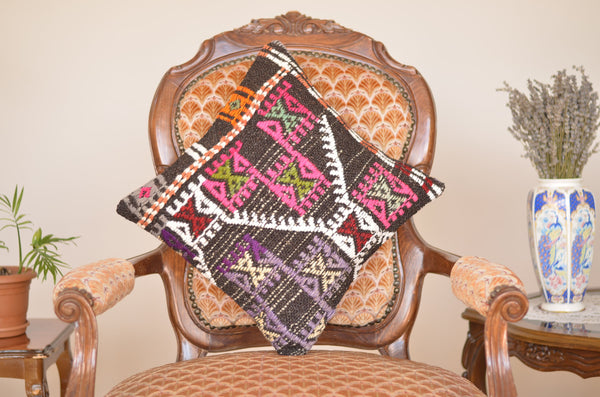 16 x 16 Handmade Decorative Vintage Pillow, %100 Wool, 664836