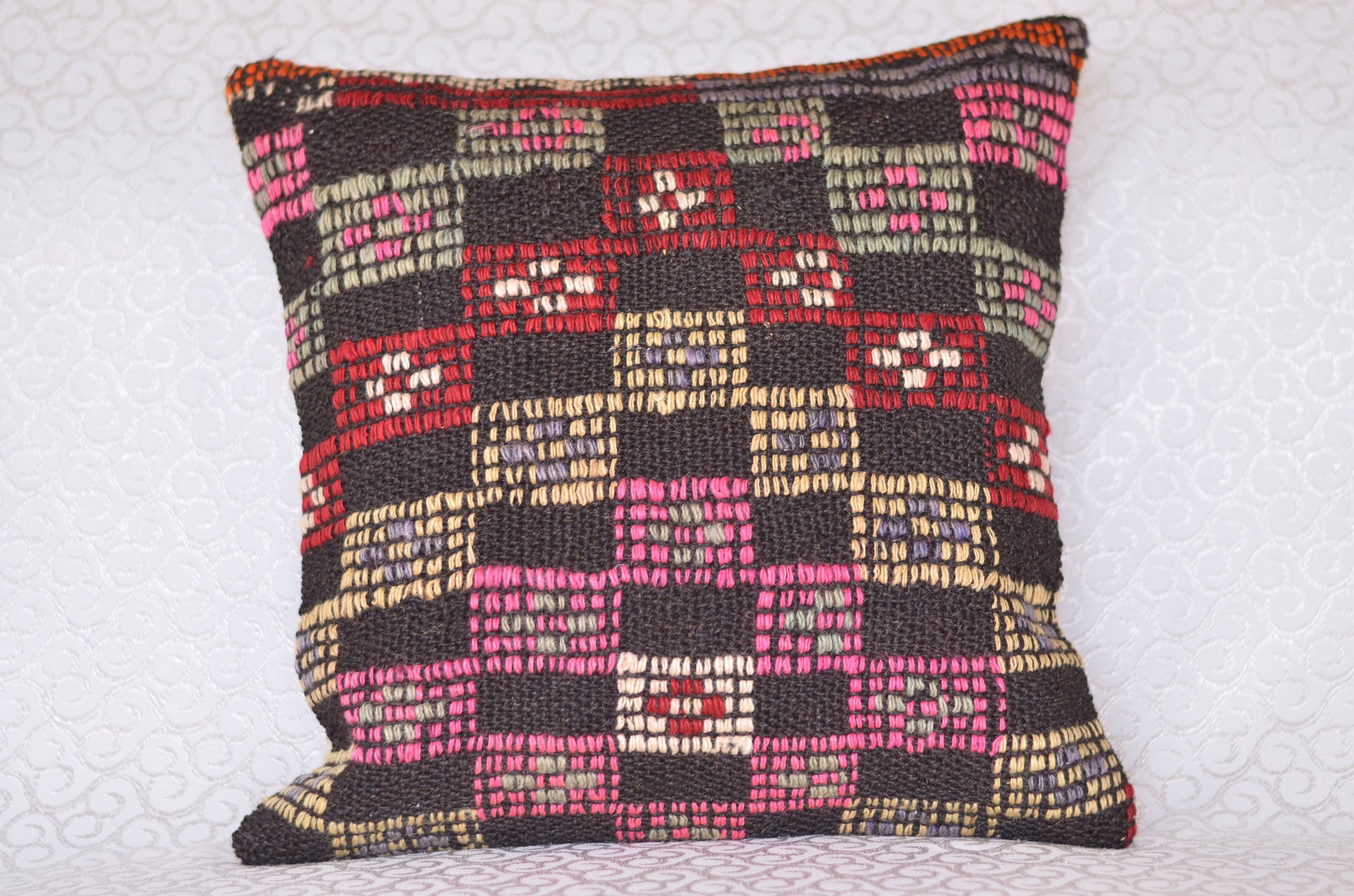 16 x 16 Handmade  Vintage Pillow, %100 Wool, 664842