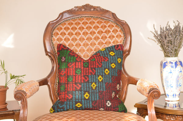 16 x 16 Handmade Decorative Vintage Pillow, %100 Wool, 664848