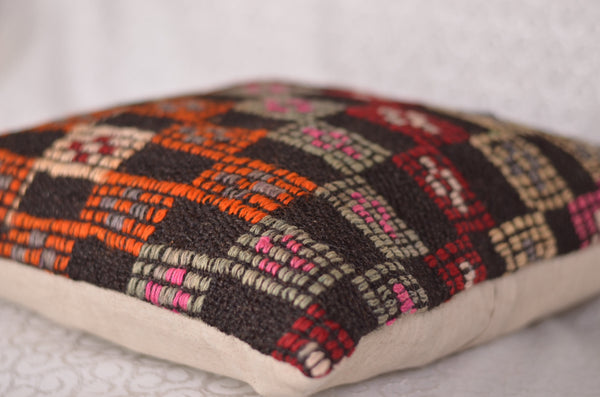16 x 16 Handmade Decorative Vintage Pillow, %100 Wool, 664849