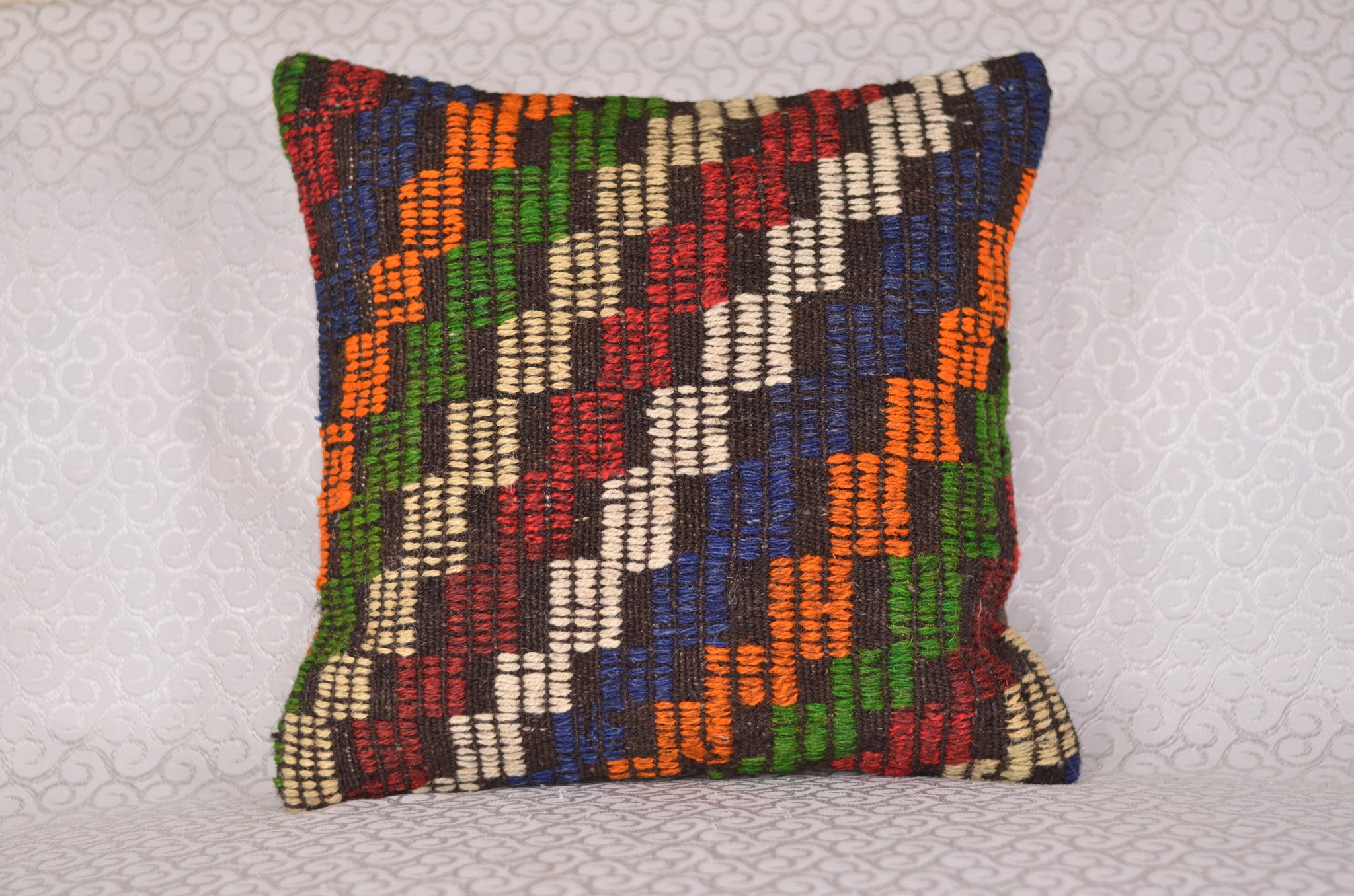 16 x 16 Handmade Turkish Vintage Pillow, %100 Wool, 664851
