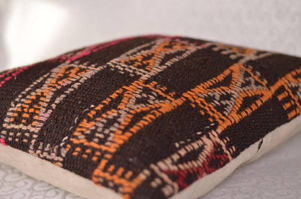 16 x 16 Handmade Decorative Vintage Pillow, %100 Wool, 664853