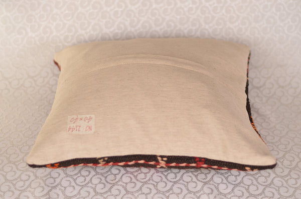 16 x 16 Handmade Decorative Vintage Pillow, %100 Wool, 664853