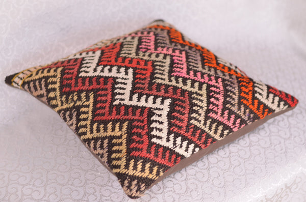 16 x 16 Handmade Decorative Vintage Pillow, %100 Wool, 664864