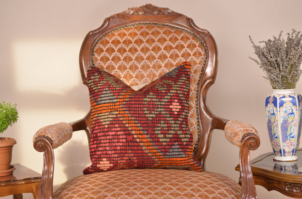 16 x 16 Handmade Decorative Vintage Pillow, %100 Wool, 664868