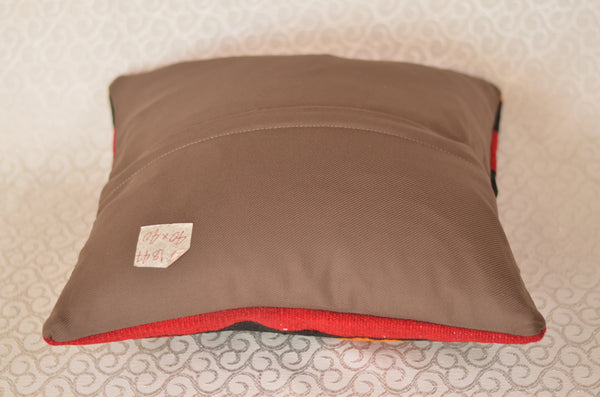 16 x 16 Handmade Decorative Vintage Pillow, %100 Wool, 664893
