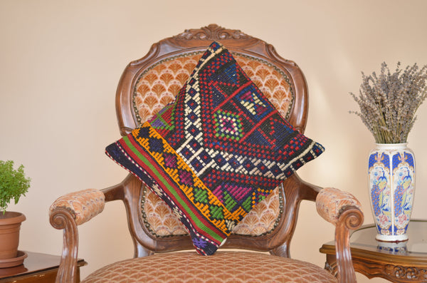 16 x 16 Handmade Decorative Vintage Pillow, %100 Wool, 664894