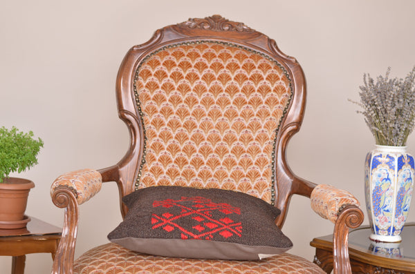 16 x 16 Handmade Decorative  Pillow, %100 Wool, 664901