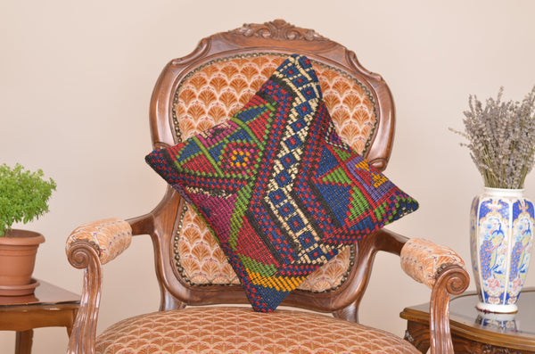 16 x 16 Handmade  Vintage Pillow, %100 Wool, 664911