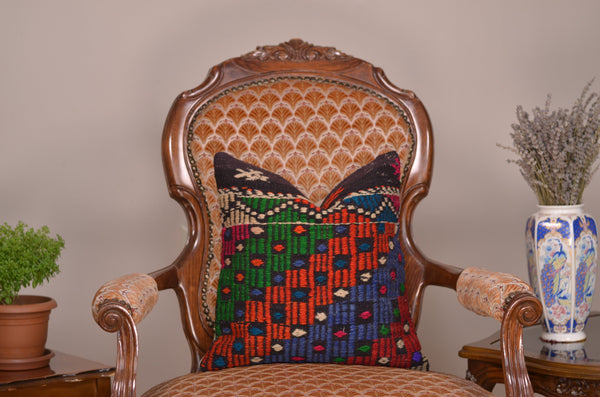 16 x 16 Handmade  Vintage Pillow, %100 Wool, 664913