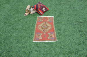 Unique Turkish Vintage small area rug doormat for home decor, bathroom rug, area oushak rug bathroom mat kitchen rug  kilim rug, rug 3,0x1,5, 665101