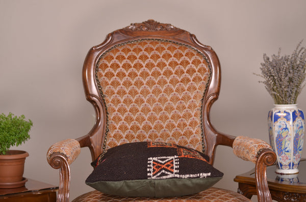 16 x 16 Handmade Decorative Vintage Pillow, %100 Wool, 664915