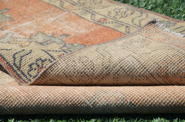 Natural Vintage Turkish runner rug for home decor, area rug, Anatolian oushak rug bedroom rug kitchen rug  bathroom rug kilim,  9'1"X2'10", 665013