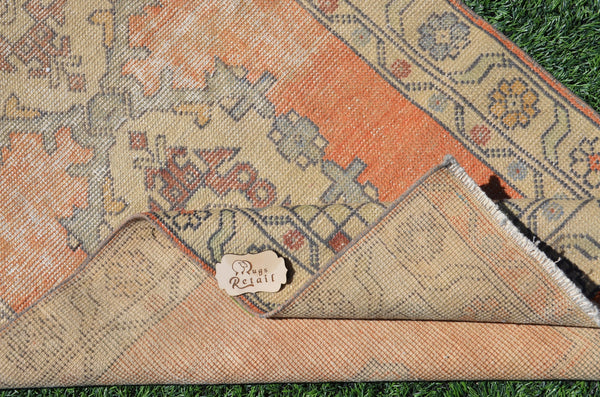 Natural Vintage Turkish runner rug for home decor, area rug, Anatolian oushak rug bedroom rug kitchen rug  bathroom rug kilim,  9'1"X2'10", 665013