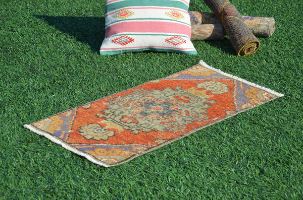 Handmade Turkish Vintage small area rug doormat for home decor, bathroom rug, area oushak rug bathroom mat kitchen kilim rug, rug 2,7X1,4, 665118